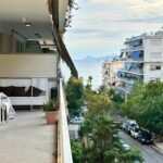 Παραθαλάσσιο Καταφύγιο με Θέα Θάλασσα στο Παλαιό Φάληρο, Αθήνα · VelaProperty